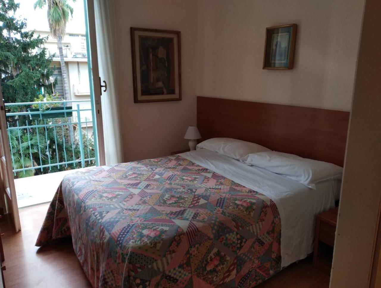Lucciola 3* Bordighera