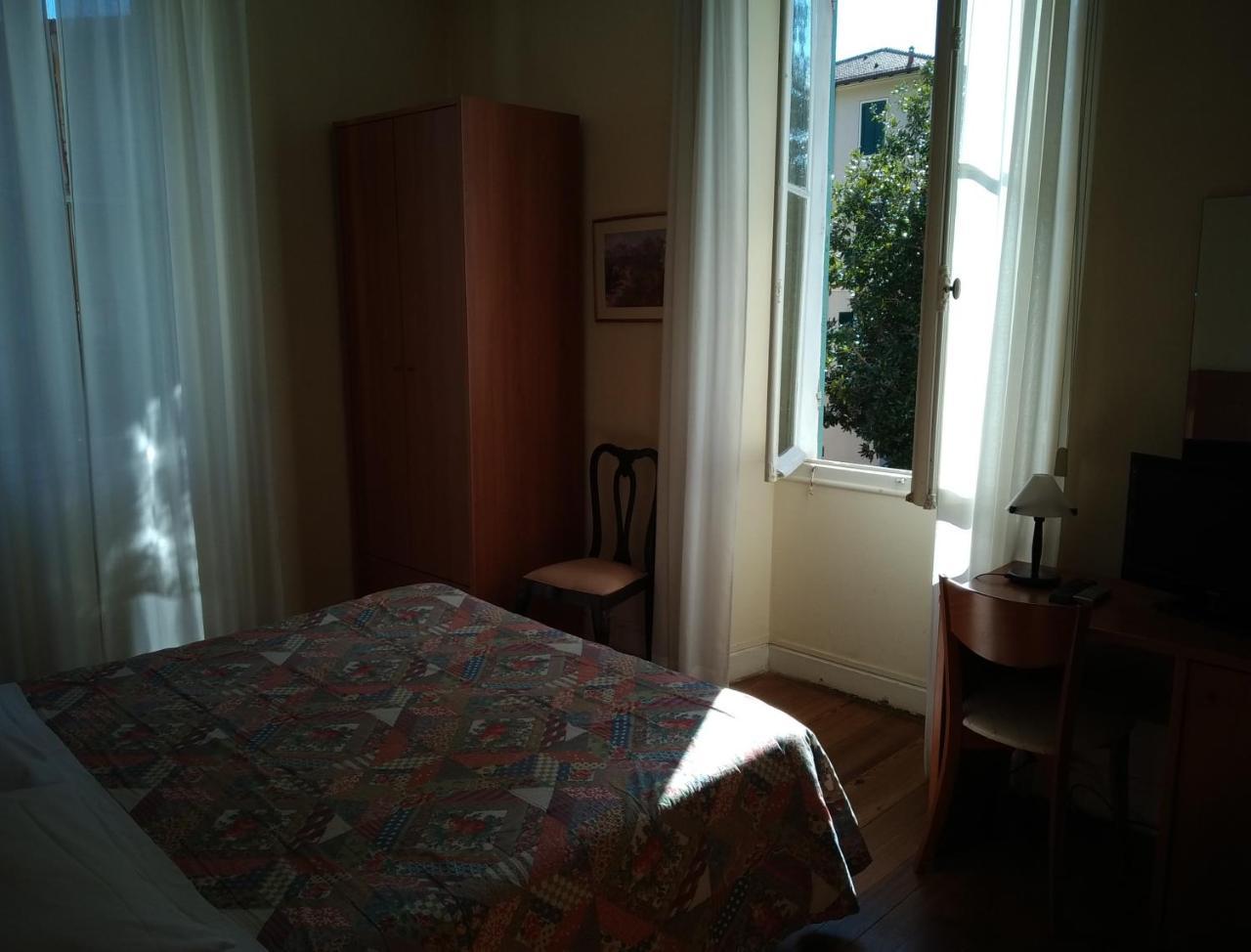 Lucciola 3*
